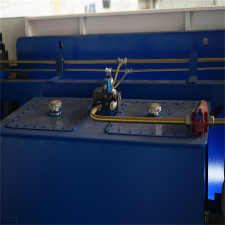 Upogibni stroj Kovinski zložljivi Upogibni stroj za upogibanje NOKA CNC Euro Pro 8 osi z novim standardnim in vpenjalnim sistemom Stiskalnica za upogibanje