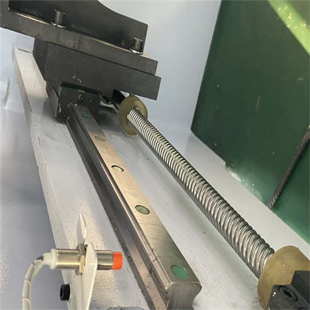 Hidravlični električni CNC 3D stroj za upogibanje cevi