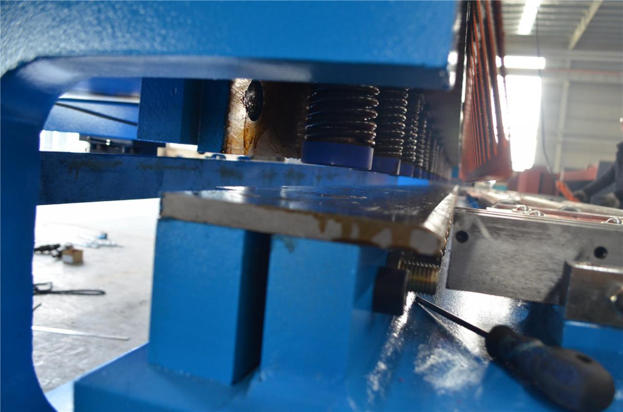 6 * 3200 mm giljotinske škarje za hidravlično striženje kovinskih škarij stroj za rezanje pločevine